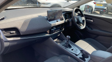 Nissan Qashqai 1.3 DiG-T MH Acenta Premium 5dr Petrol Hatchback